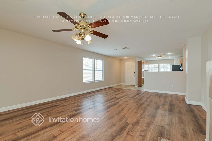 Building Photo - 5925 Kenmore St