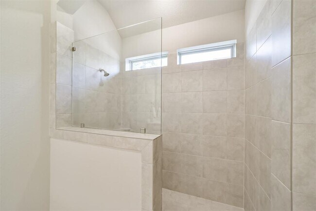 Building Photo - 151 Scarlet Maple Wy