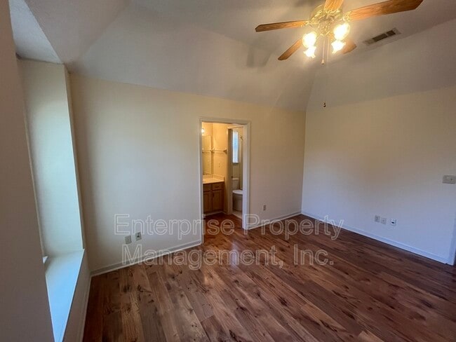 Building Photo - 3931 Long Creek Rd