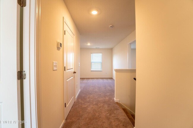 Building Photo - 322 Heritage Crossing Dr