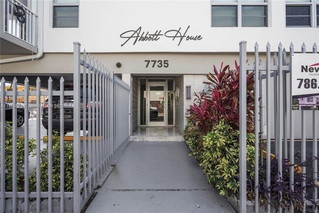 Building Photo - 7735 Abbott Ave