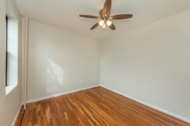 Building Photo - 7111 Palisade Ave