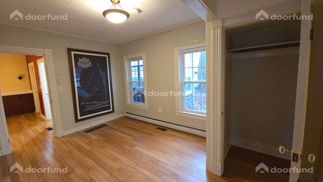 Building Photo - 202 Hildreth St