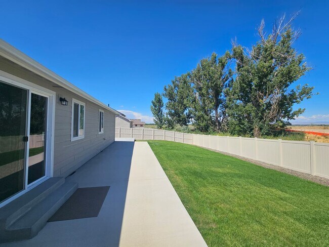 Building Photo - Brand New Home with RV Pad and Premium Fin...