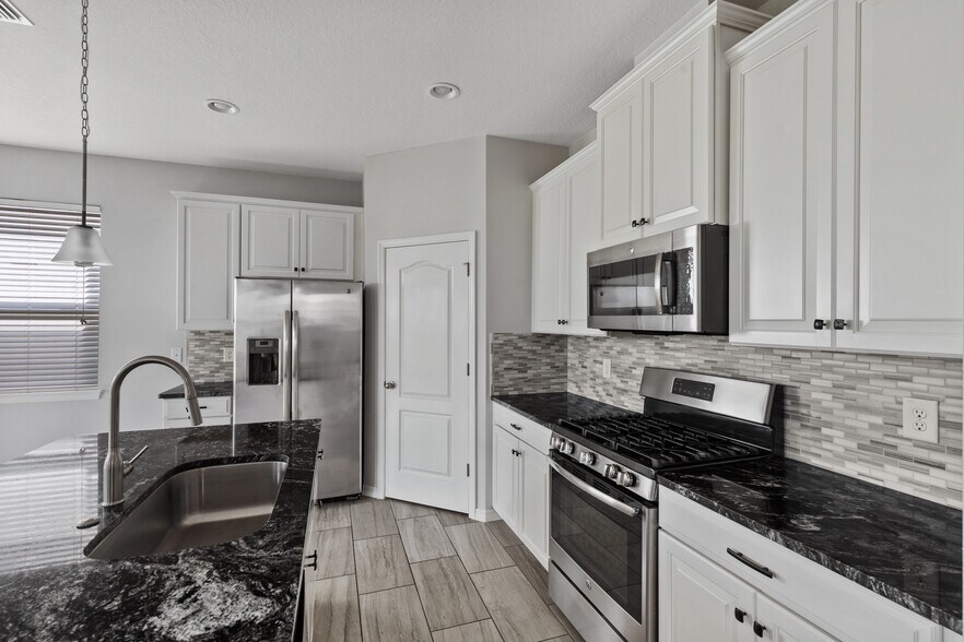 Building Photo - 11130 Abaco Island Ave