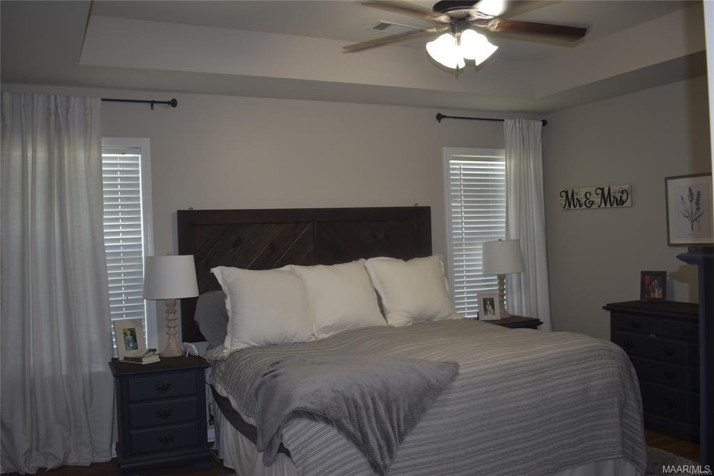 Building Photo - 9103 White Poplar Cir