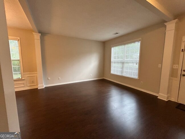 Building Photo - 745 Soneley Ct