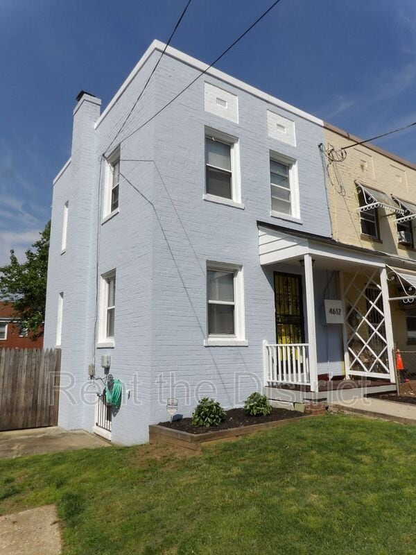 Building Photo - 4612 Bass Pl SE