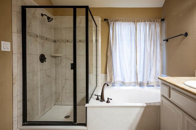 Building Photo - 1138 Amy Dr