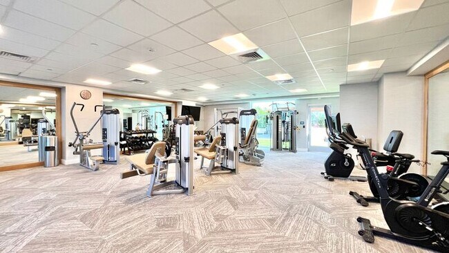 Building Photo - 629 Keeaumoku Street