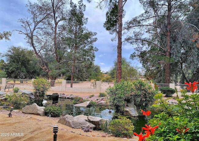 Building Photo - 10080 E Mountainview Lake Dr