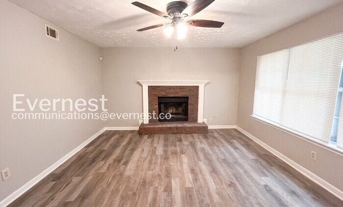 Building Photo - 3828 Landgraf Cove