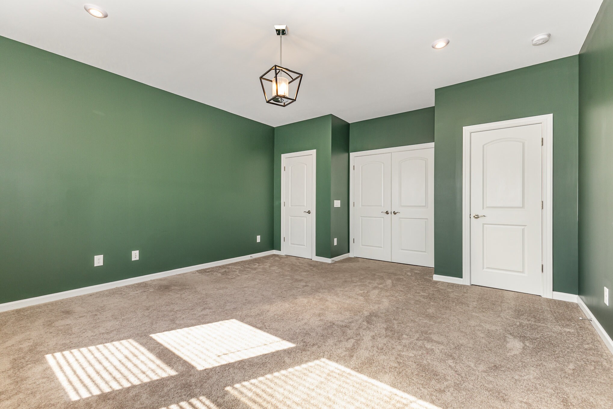 Building Photo - 6225 Majesty Ct