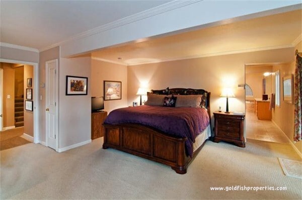 Building Photo - Incline Village: House - 4 Bedrooms, 3.5 B...