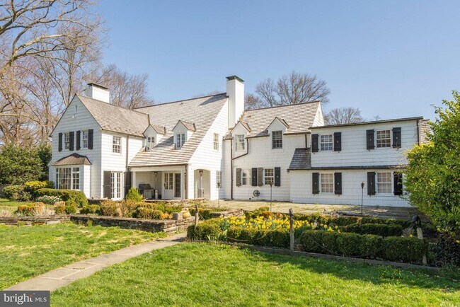 Building Photo - 601 Harriton Rd