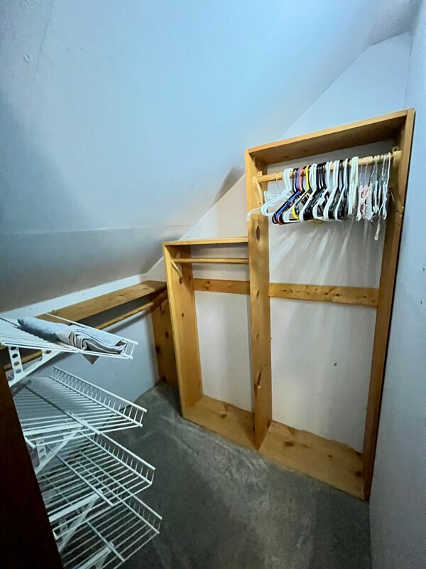 Building Photo - 5546 S Newport Ave