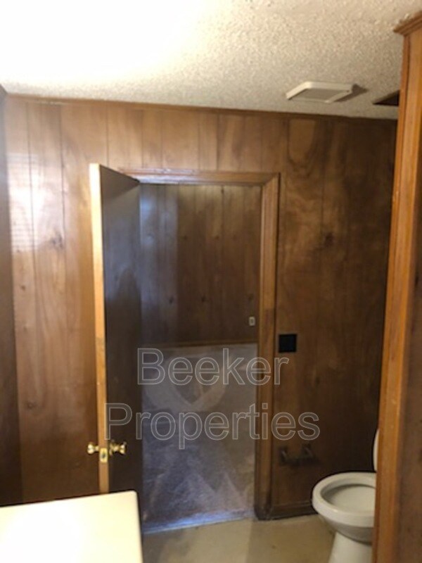 Building Photo - 3609 34th Ave