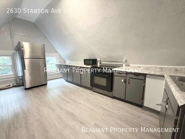 Building Photo - 2630 Stanton Ave