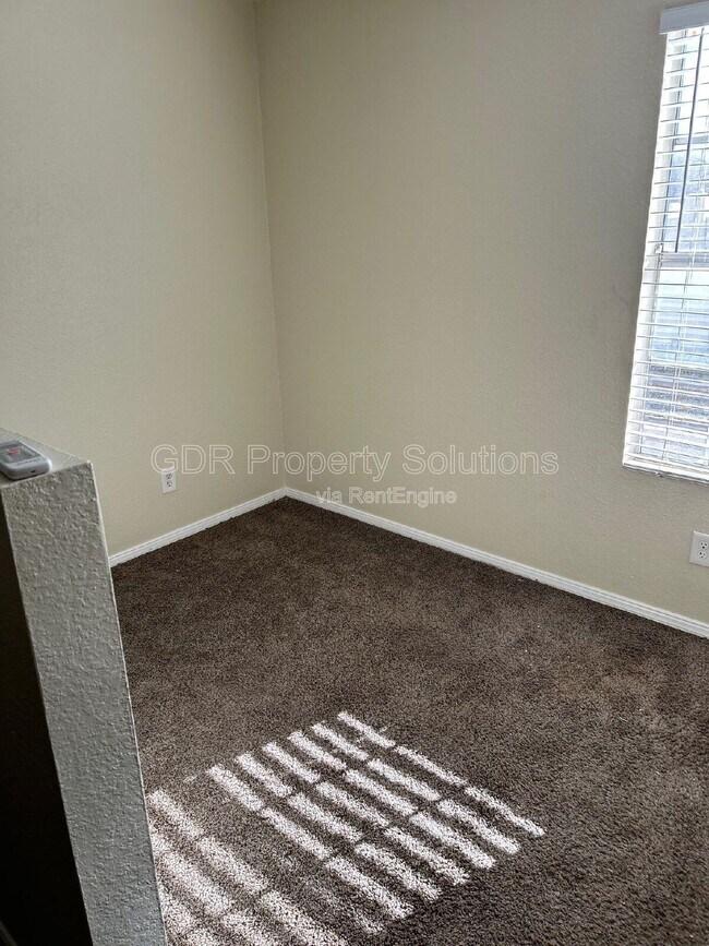 Building Photo - 401 14th St NW