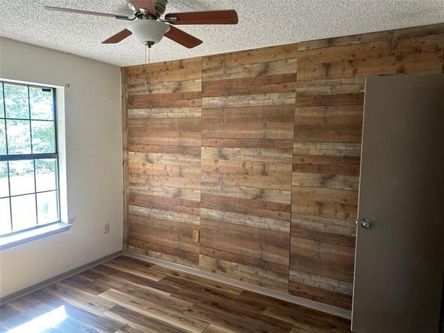 Building Photo - 3525 Sunnyview Ln