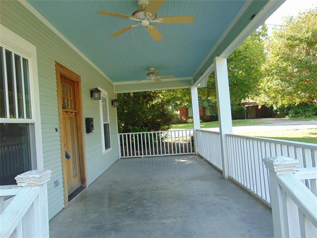 Building Photo - 10306 Country Club Dr