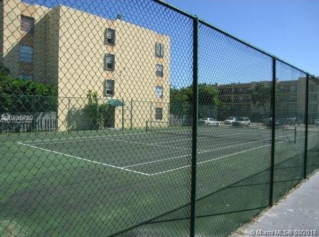 Building Photo - 5705 W 20th Ave