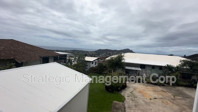 Building Photo - 3717 Manini Way