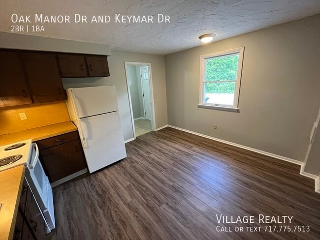 Building Photo - 176 Oak Manor Dr