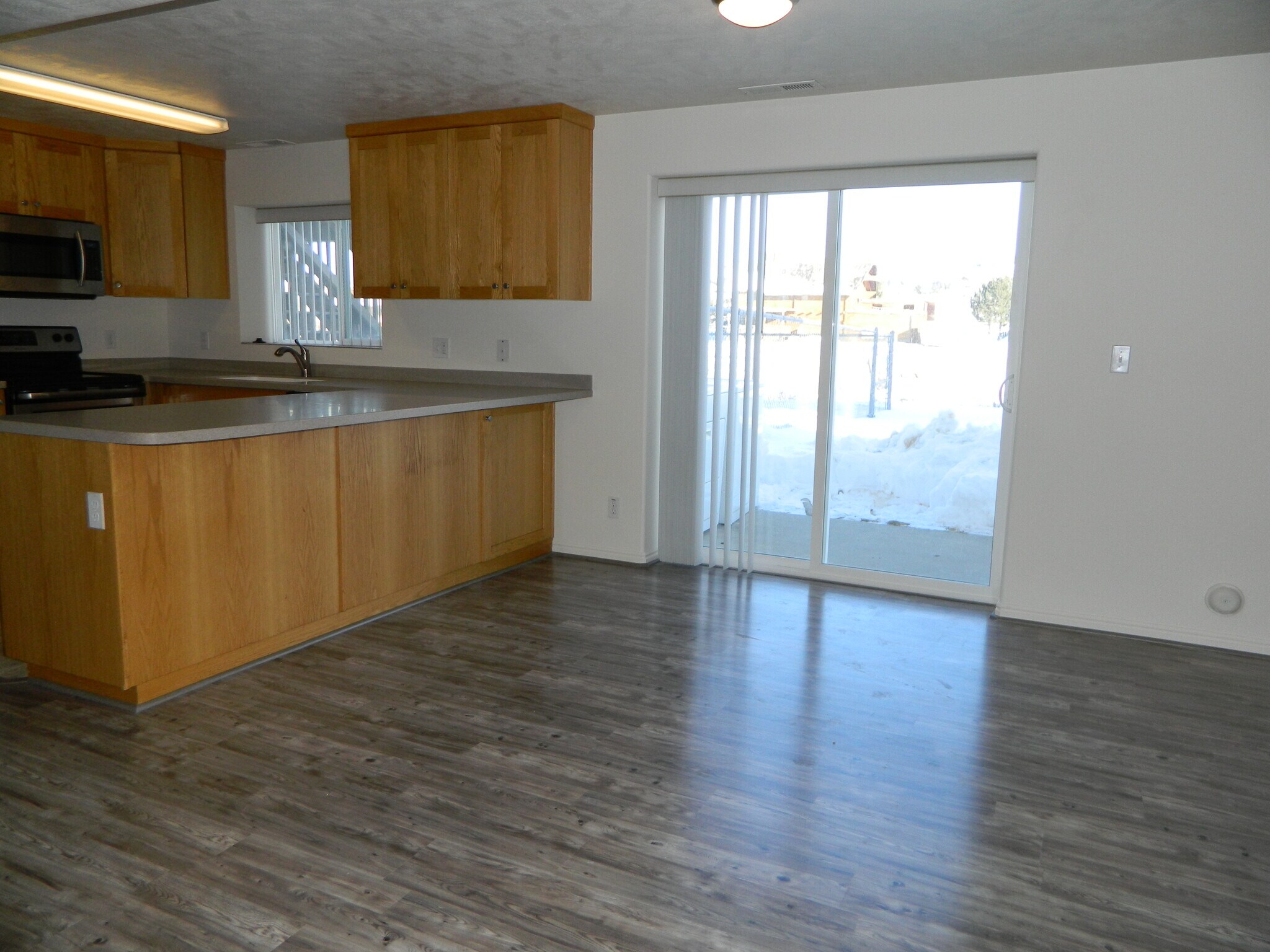Building Photo - 6304 Parkridge Dr