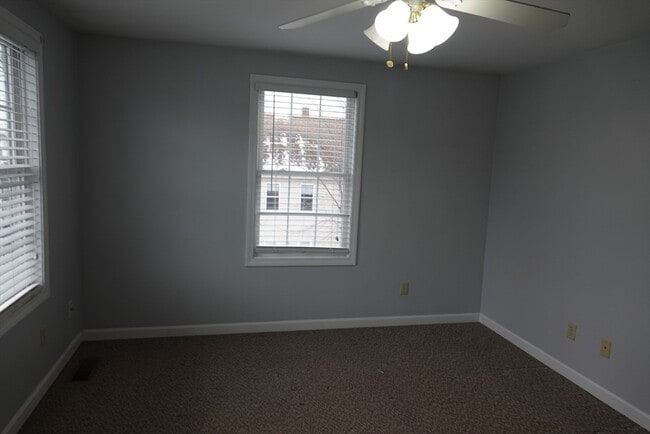 Building Photo - 56 Gardner Ave