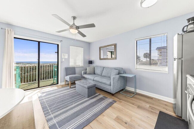 Building Photo - 405 Plantation Rd