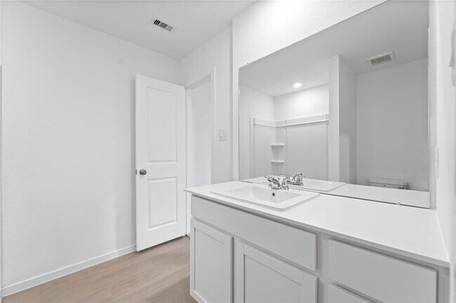 Building Photo - 28735 Texas Plns Dr