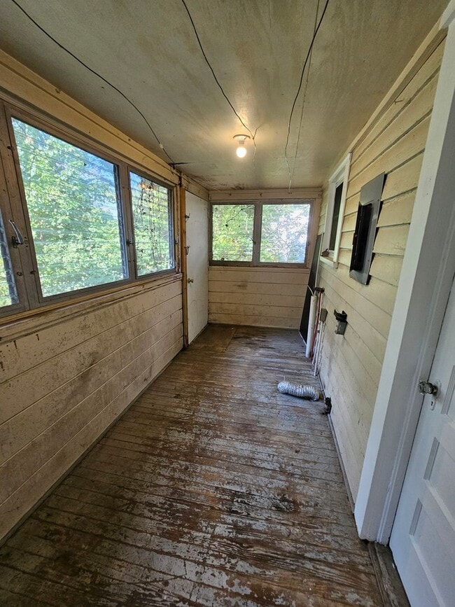 Building Photo - 3 BR house in High Point!