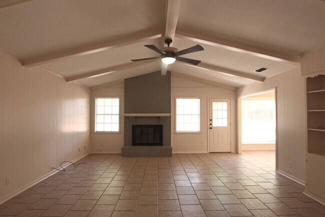 Building Photo - 316 Clemson Dr