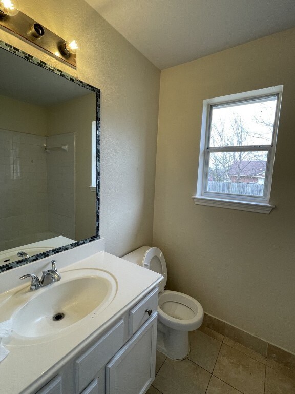 Building Photo - 1505 St Croix Ln