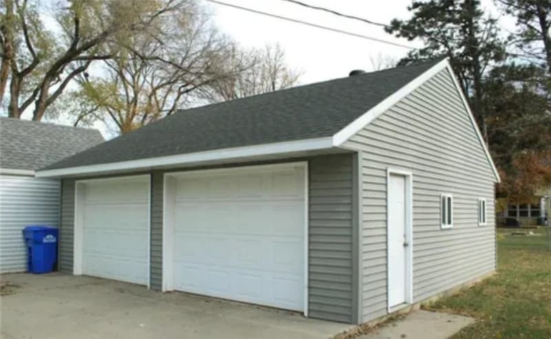 Building Photo - 1231 8th St N