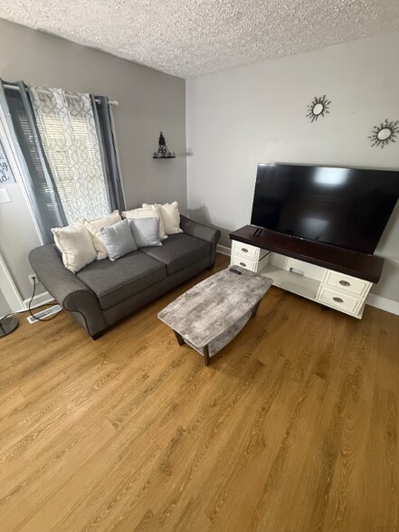 Building Photo - 4823 E Michigan St