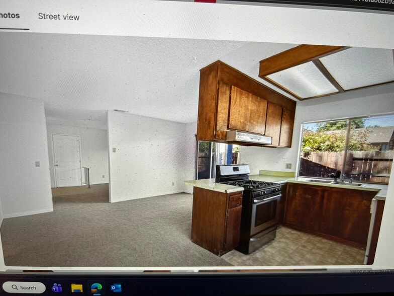 Building Photo - 7242 Aberfeldy Way