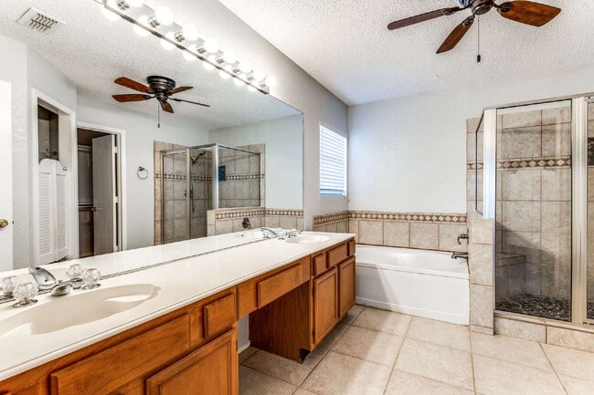 Building Photo - Cozy 3BR Located in Arlington!