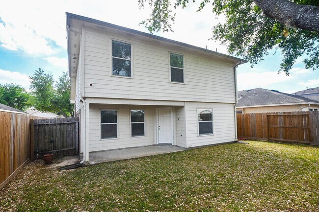 Building Photo - 20506 Lantern Springs Ln