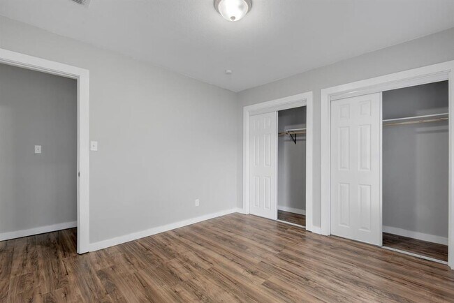 Building Photo - 6301 Arnold Dr