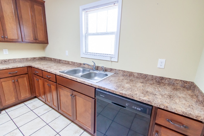 Building Photo - 8 Cal Rd