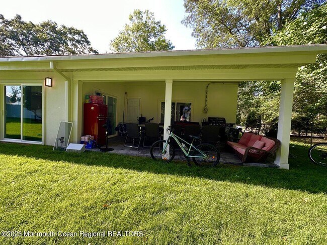 Building Photo - 508 Deal Rd