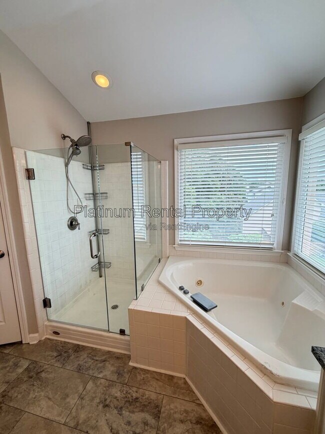 Building Photo - 2620 Gentry Walk Ct