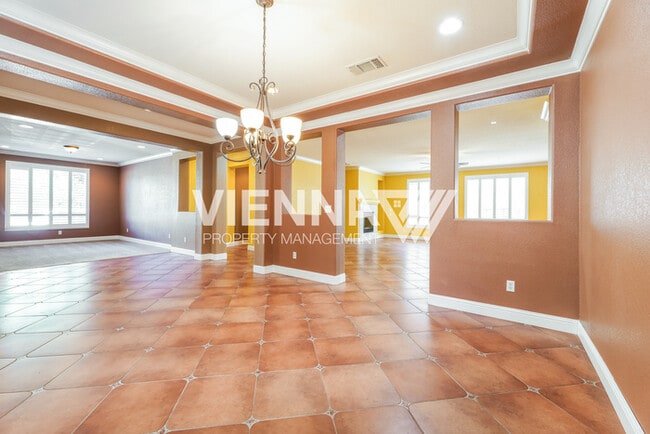 Building Photo - 1311 Green Ravine Dr