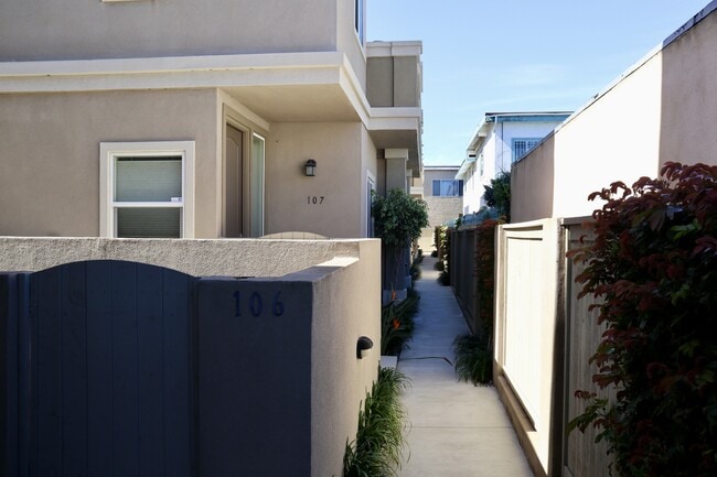 Building Photo - 20615 Amie Ave