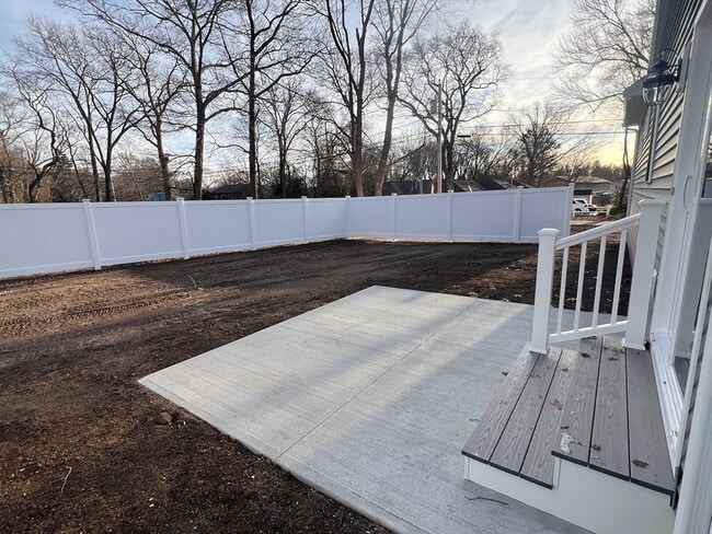 Building Photo - 1 US-1