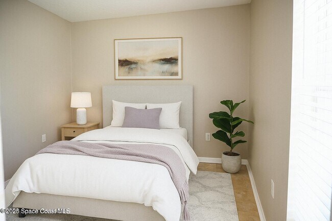 Building Photo - 1758 Tradewinds Ave SE