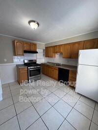 Building Photo - 40 Hurd St