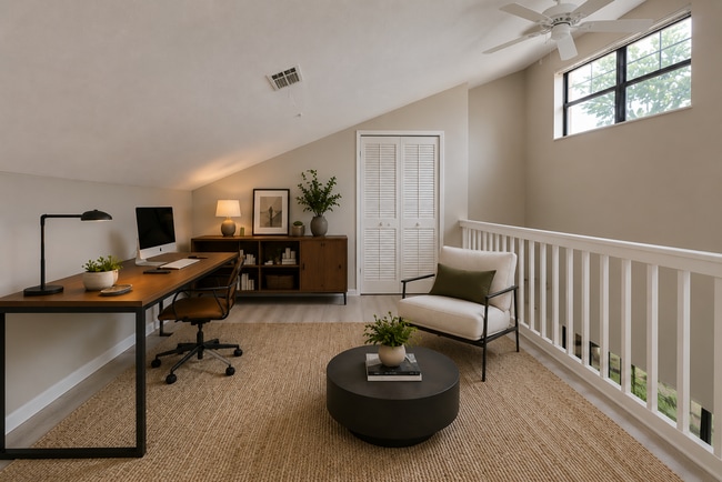 Building Photo - 8805 Lateen Ln